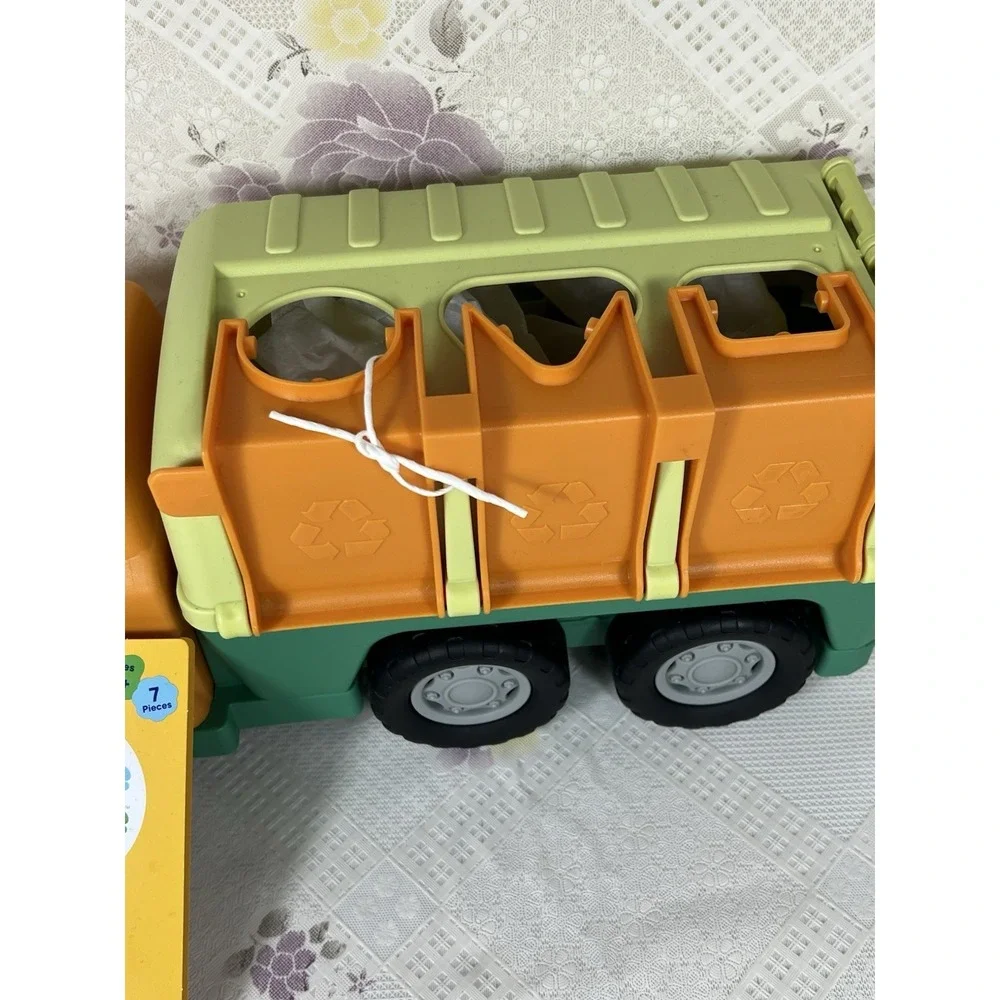 Gigglescape Recycling Truck Plastic Toy‎ Vehicle 7 Pieces Unisex Kids Age 2+